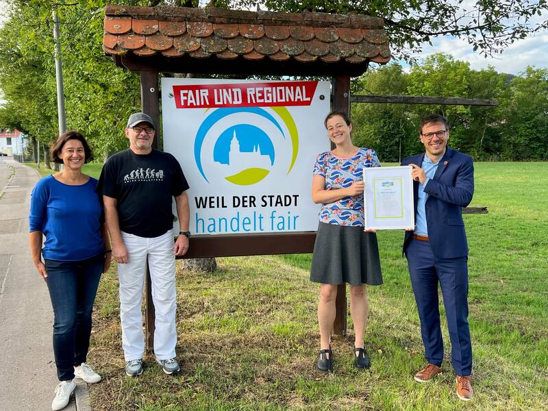 Ein Schild, dass die Stadt als Fairtrade-Stadt auszeichnet.