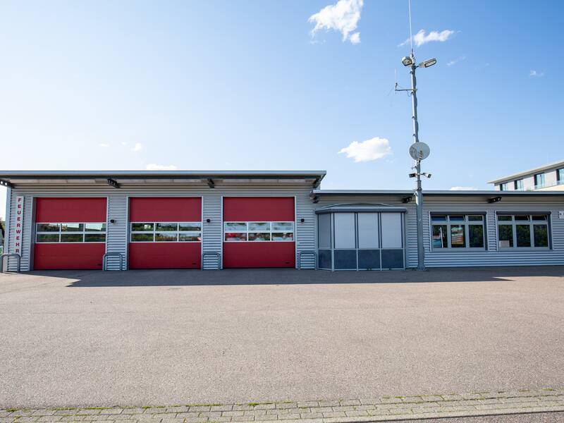 Ein Feuerwehrhaus.